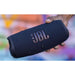 JBL Charge 5 | Haut-Parleur Portatif Bluetooth - Étanche - Avec Powerbank - 20 Heures d'autonomie - Noir-SONXPLUS Lac St-Jean
